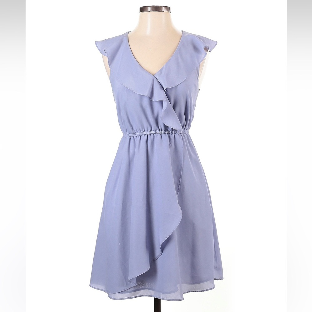 BCBG casual / cocktail dress with pockets - EXCELLENT